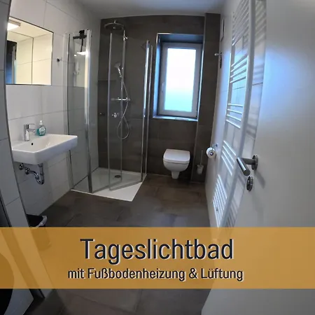 Hoeckelheim - Sternenhimmel - 100qm - 3 Schlafzimmer - Bis 6 Gaeste - Babies Reisen Gratis - Balkon, Garten & Grill - Klimaanlage, Raffstores & Fussbodenheizung - Smart-tv - Kueche Mit Induktionsherd & Spuelmaschine - Nahe Goettingen *